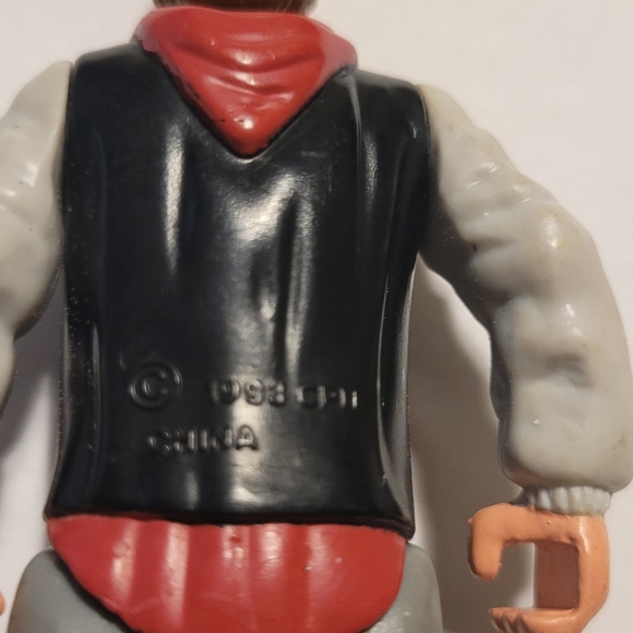 1993 Mattel Last Action Hero Hook Launchin Danny Action Figure w/ the Nike pumps - Picture 4 of 4